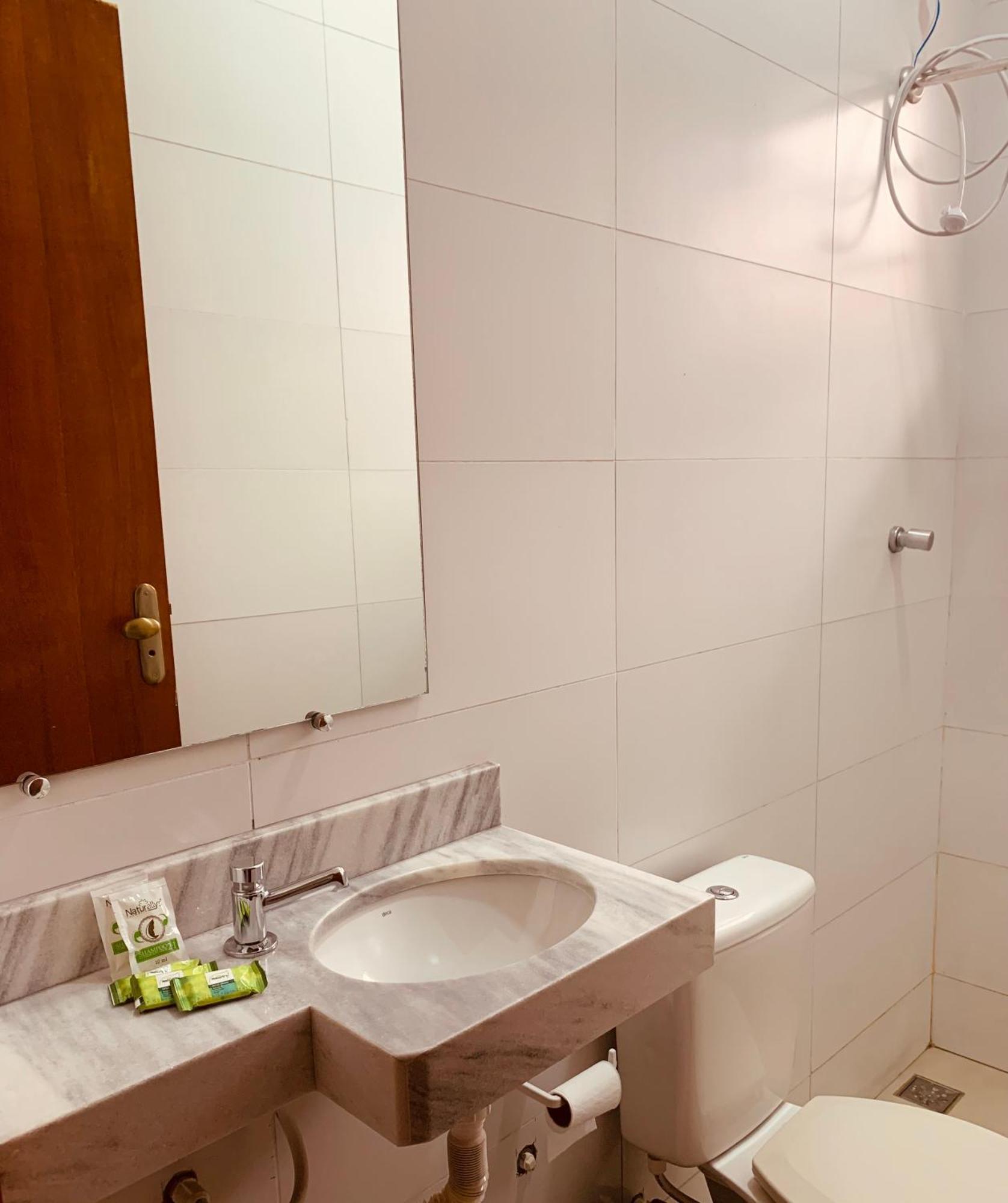 Hotel Belvedere Araras - Facil Acesso Hospital Sao Leopoldo E Faculdades 객실 사진